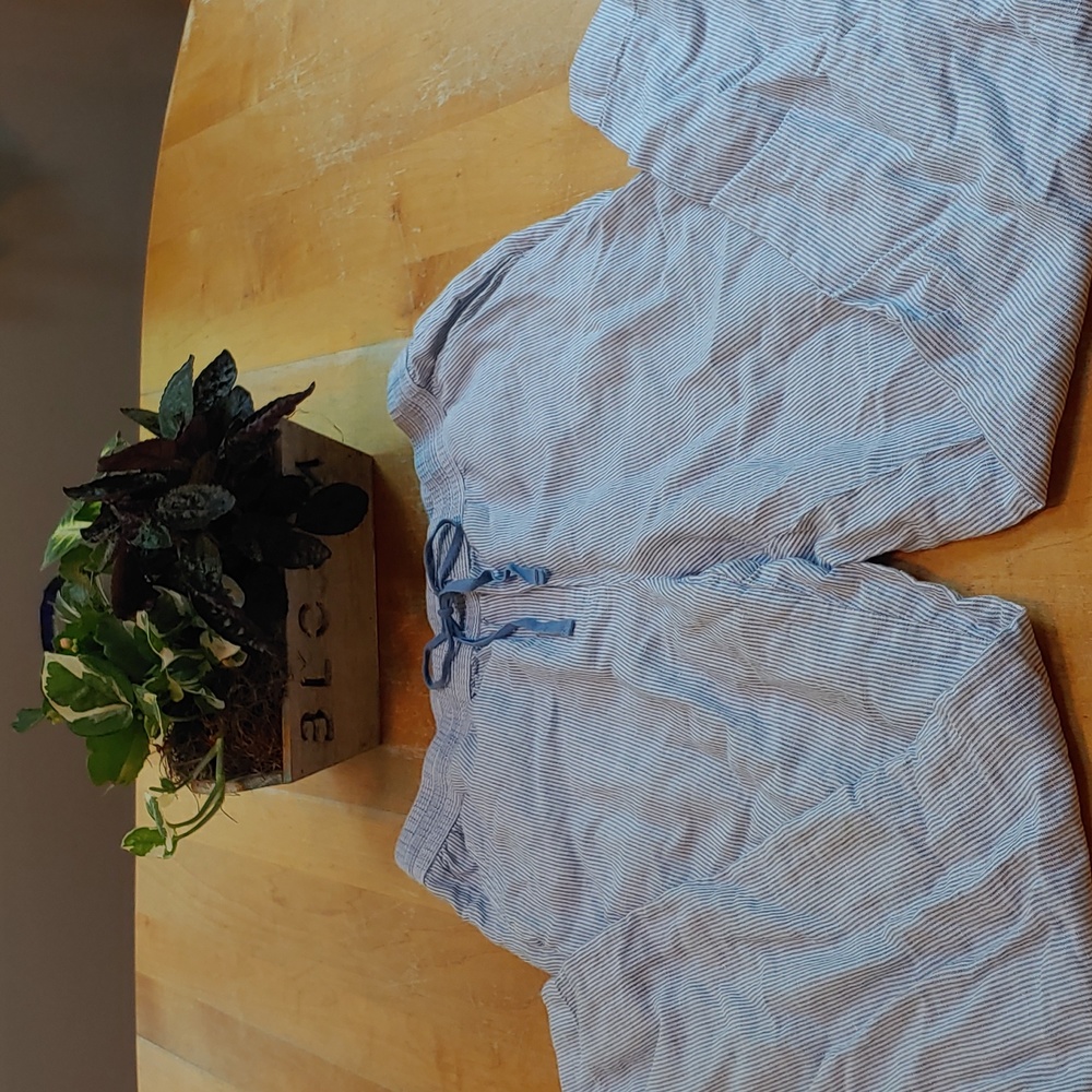 Talbots Linen Blue and White Lounge Pants with Pockets!